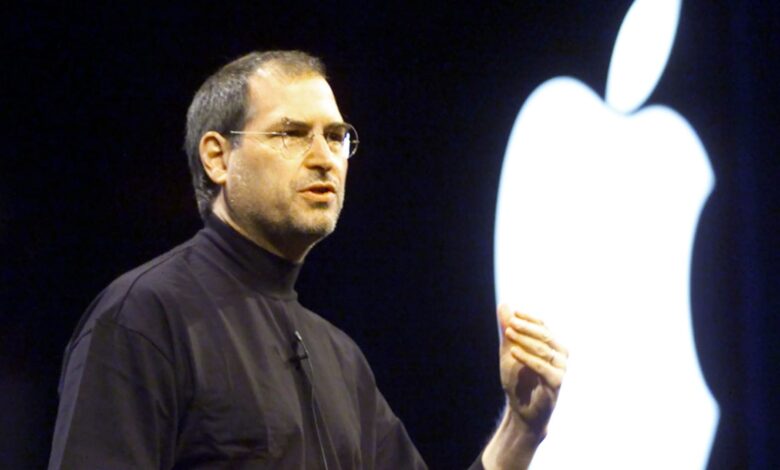 3 tricks Steve Jobs used that can help you be a better public speaker
