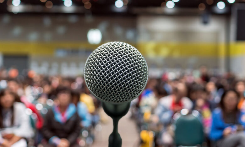 Seven Tips for How to Become a Good Public Speaker · Babson Thought & Action Seven Tips for How to Become a Good Public Speaker · Babson Thought & Action