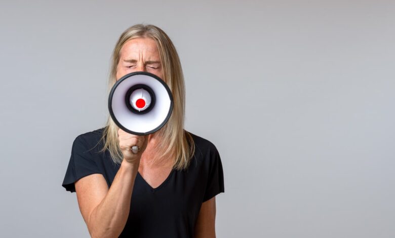 How to overcome fear of public speaking, according to experts