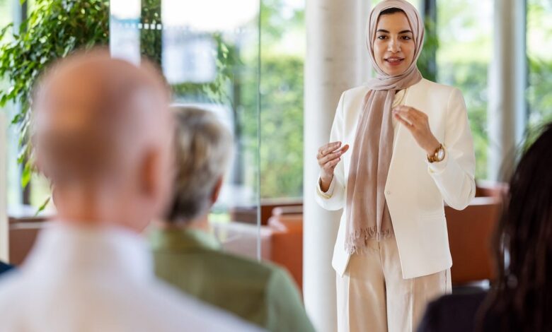 10 online public speaking courses to build your confidence at work