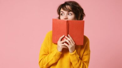 10 books to build confidence and help you sell yourself in business