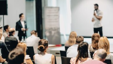 The Complete, 20-Step Guide to Ace Public Speaking