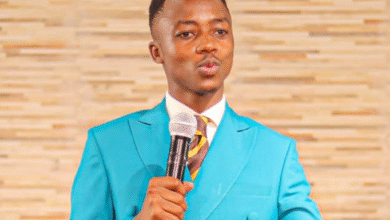 21-year-old trainer turning suits into a personal branding statement